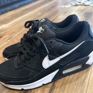 Nike air max 90 6.5 in woman 5 in men